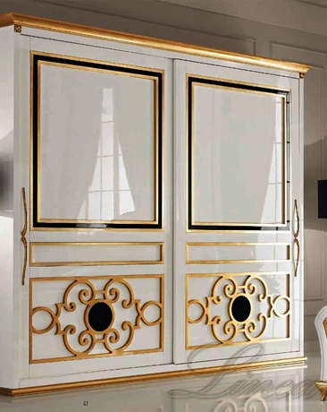 Шкаф-купе белый глянец с золотым декором